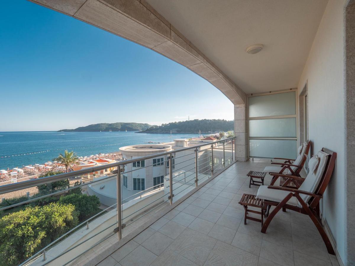 Splendid Conference & Spa Resort Budva Luaran gambar A balcony