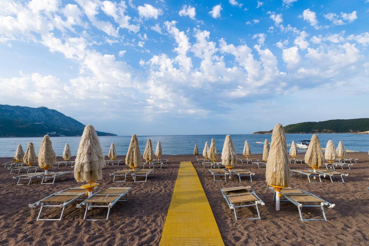 Splendid Conference & Spa Resort Budva Luaran gambar Beach in Portonovo