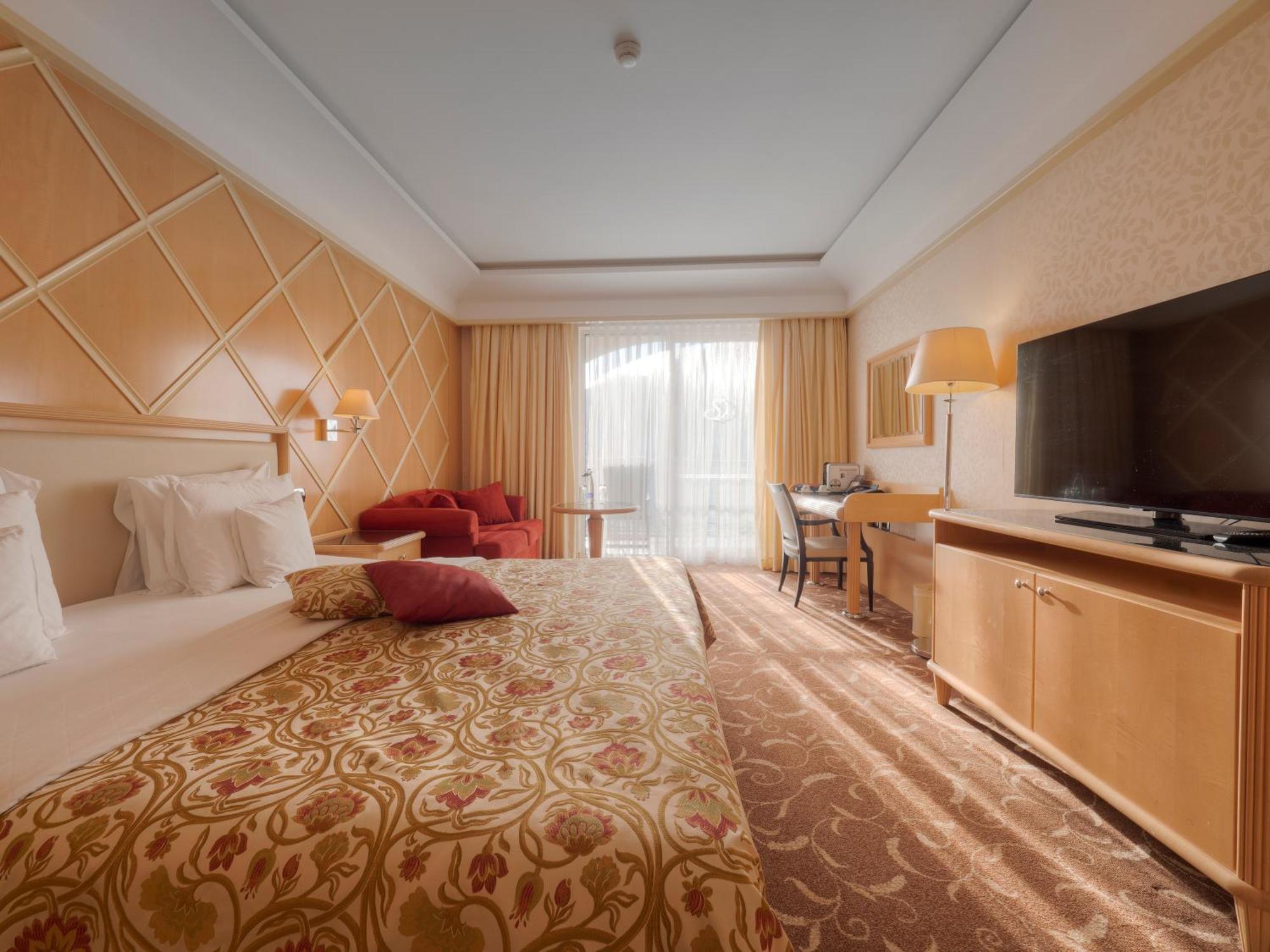 Splendid Conference & Spa Resort Budva Bilik gambar