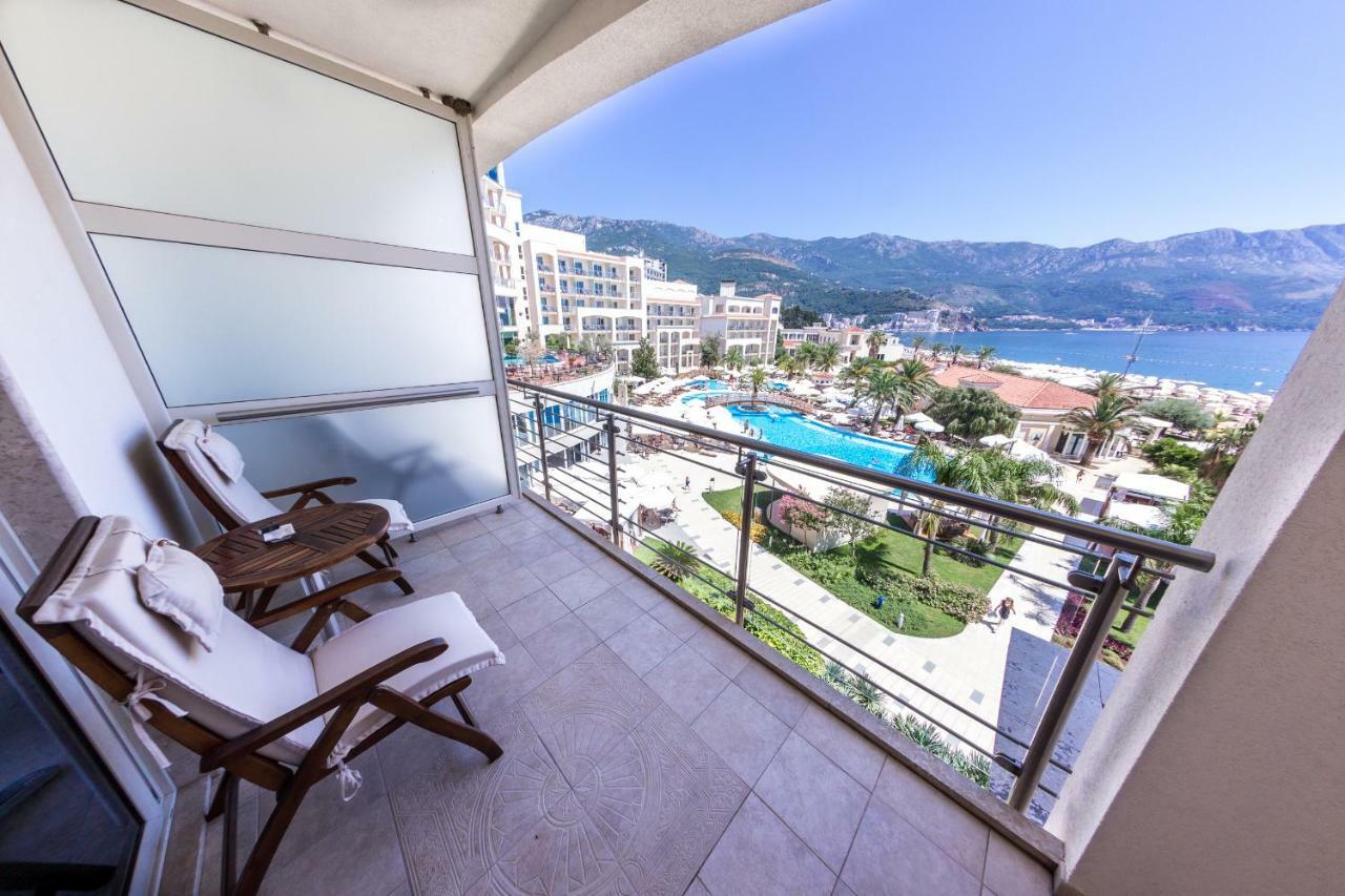 Splendid Conference & Spa Resort Budva Luaran gambar A balcony