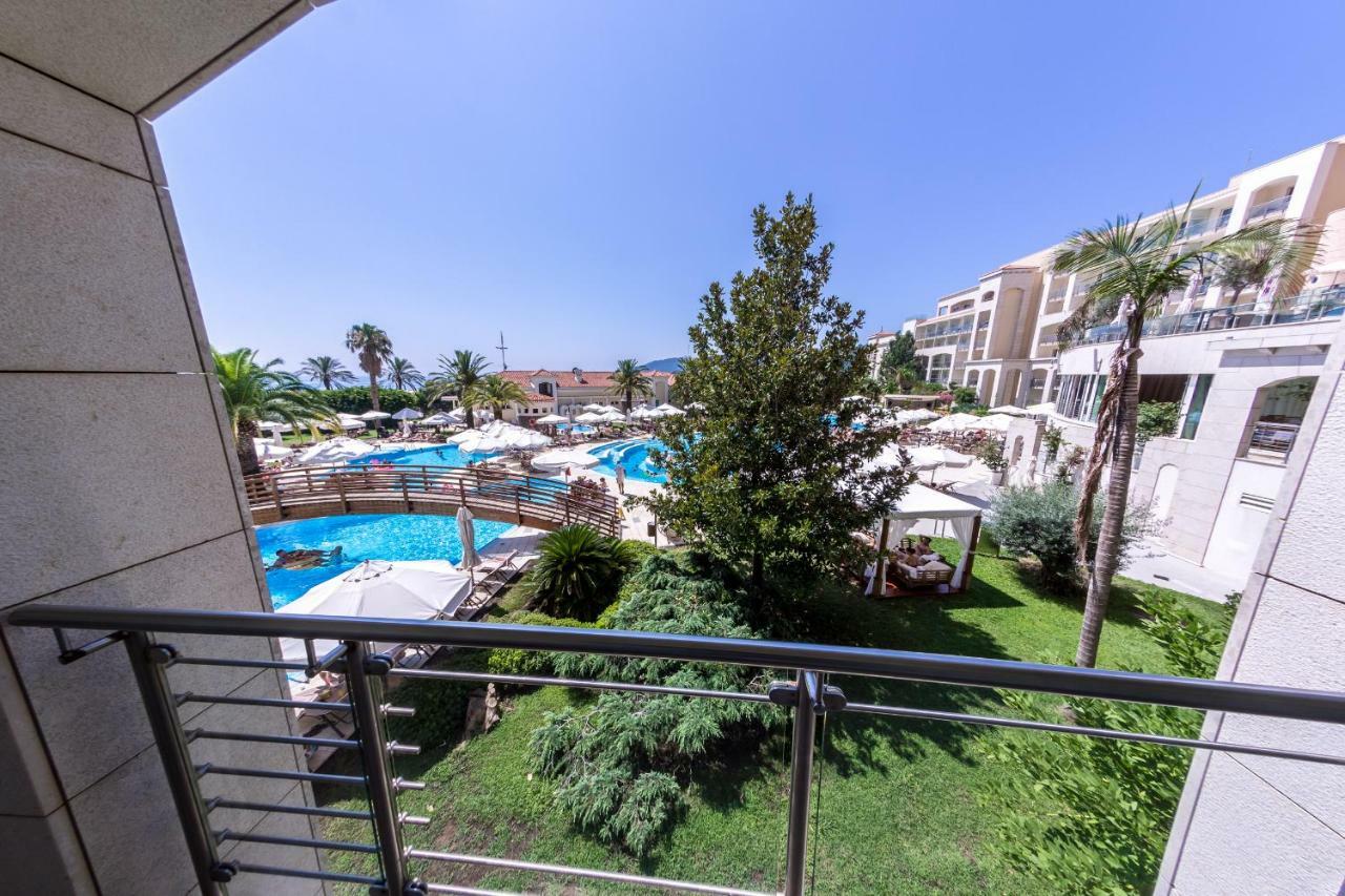 Splendid Conference & Spa Resort Budva Luaran gambar A view of the hotel