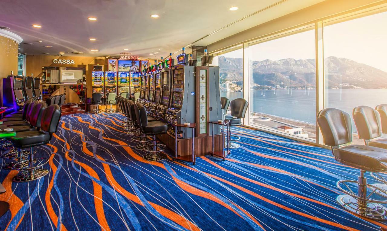 Splendid Conference & Spa Resort Budva Luaran gambar The casino